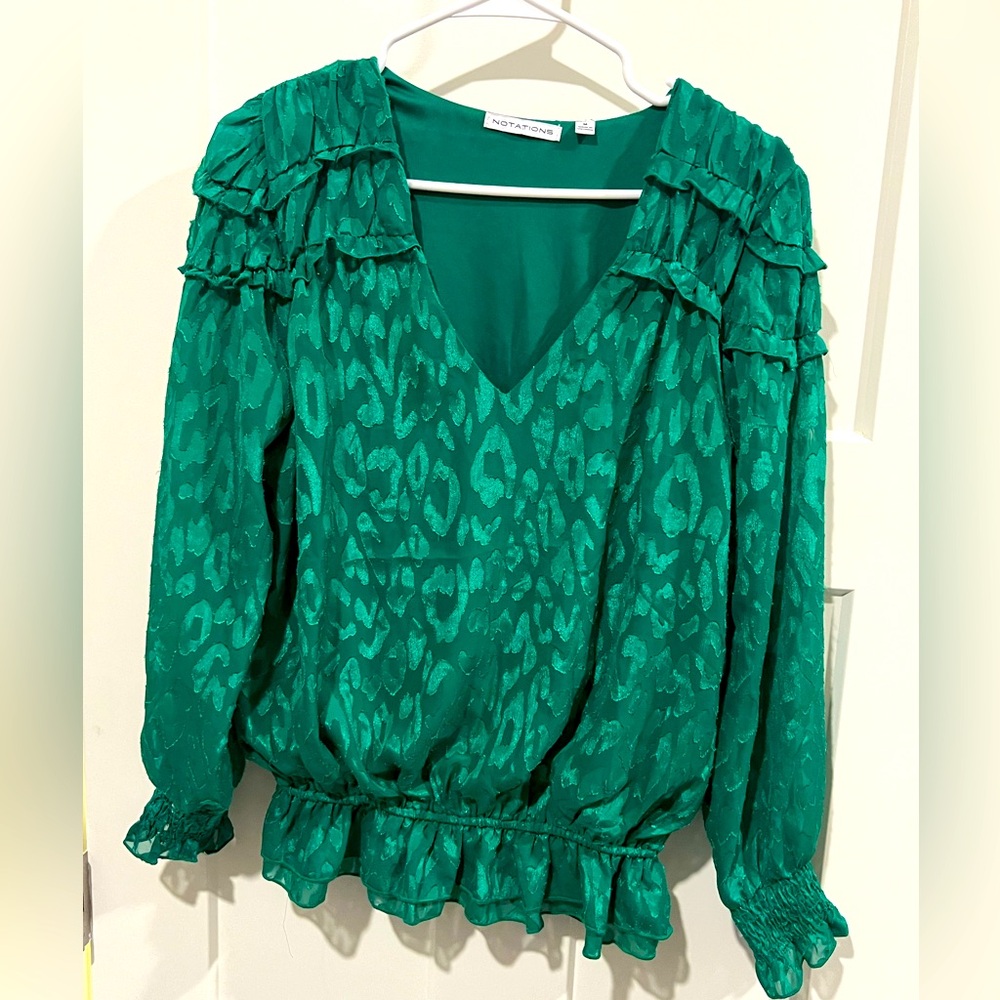 Green leopard top